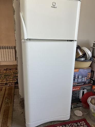 Холодильник Indesit, Двухкамерный, 60 * 165 * 60