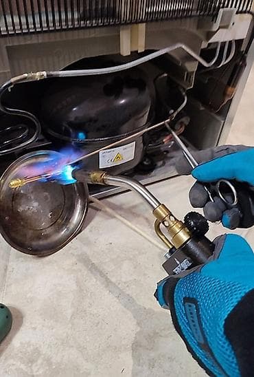 Ремонт техники: Ремонт холодильников
Мастер по ремонту холодильников — 3