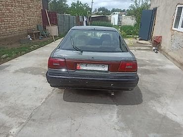 lexus 2008: Mazda 626: 1990 г., 0.2 л, Механика, Бензин, Седан — 7