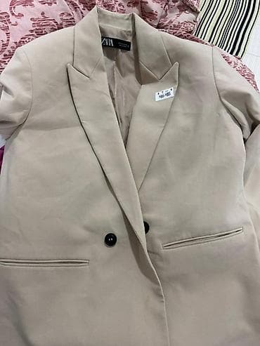 Бежевый женский пиджак ZARA - Классический крой с заострёнными