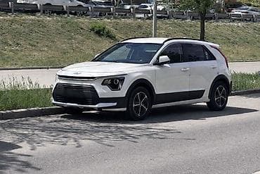 тойота приус с: Kia Niro: 2022 г., 1.6 л, Робот, Гибрид, Кроссовер — 3