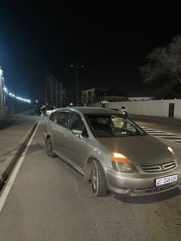 багаж на хонда стрим: Honda Stream: 2002 г., 2 л, Автомат, Бензиновая, Универсал — 2