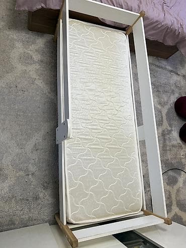 детские люлька: Детская кровать-манеж/приставная кроватка с матрасом. - Конструкция — 2