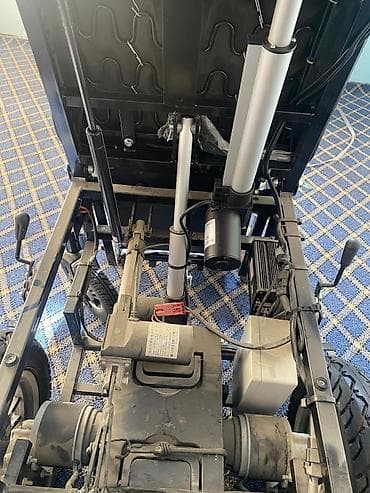 инвалидные: Электроколяска с функцией вертикализации (подъем в стоячее положение) — 3