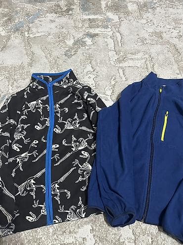 Джинсы и брюки: Флисовые толстовки от “HM” и “OshKosh” Состояние отличное — 1