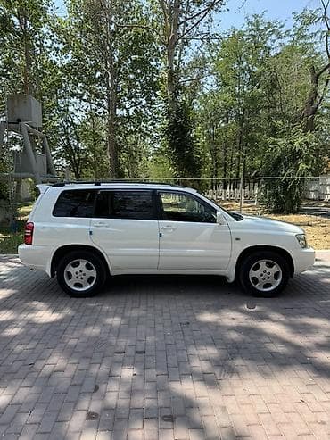 Транспорт: Toyota Kluger: 2002 г., 2.4 л, Автомат, Бензин, Кроссовер — 2