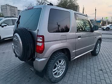 митсубиси space gear: Mitsubishi Pajero iO: 2003 г., 0.7 л, Автомат, Бензин, Внедорожник — 8