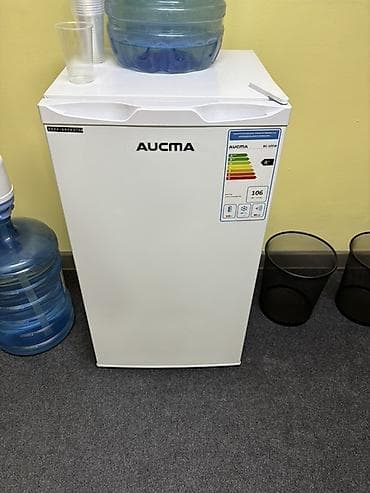 Компактный однодверный холодильник AUCMA RC-95W - Тип