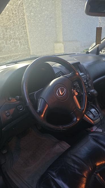 Lexus RX: 2001 г., 3 л, Автомат, Бензин, Кроссовер — 2