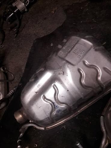 Глушитель Mercedes-Benz 2007 г., Б/у, Оригинал, Германия at lalafo.kg Глушитель Mercedes-Benz 2007 г., Б/у, Оригинал, Германия