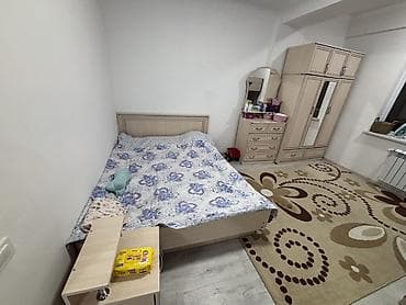 Балдар эмереги: Уктоочу бөлмө гарнитуру, Колдонулган, Эки кишилик керебет, Шкаф, Комод, Өзү алып кетүү, түсү - Саргыч боз — 1