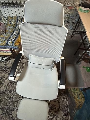 аниме коврик: Игровое кресло, Б/у, С колесиками, цвет - Серый — 2