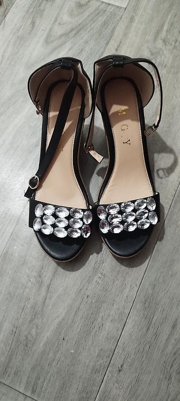 туфли р 36: Новые отдам за 200с — 1