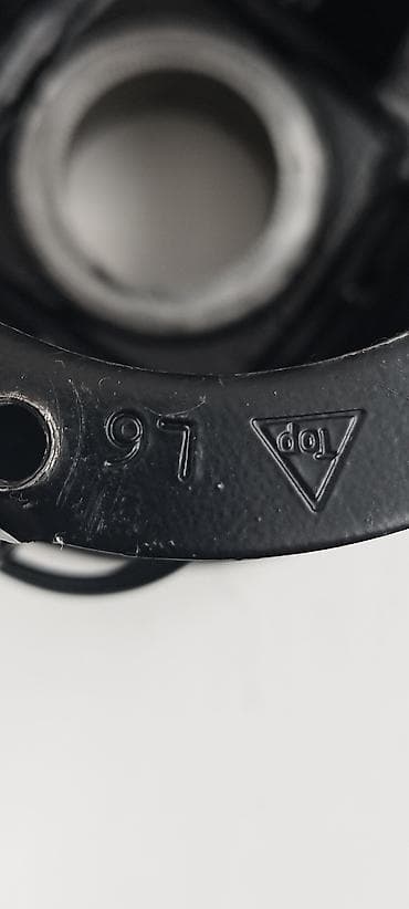 Спортивный руль" Raid HP"Оригинал ( ITALY ) . Стояли на гольф 2 VR — 7