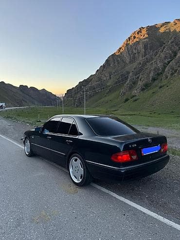 Mercedes-Benz E-Class: 1999 г., 3.2 л, Автомат, Бензин, Седан