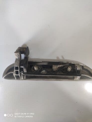 corolla runx: Задняя левая дверная ручка Дверная ручка Toyota Б/у, Оригинал — 3