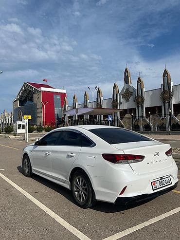 Hyundai Sonata: 2018 г., 2 л, Автомат, Газ, Седан — 8
