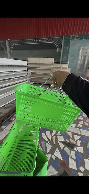 полки напольные: Пластиковые покупательские корзины для магазина - Формат: ручные — 4
