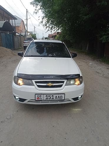 Daewoo Nexia: 2011 г., 1.5 л, Механика, Бензин, Седан