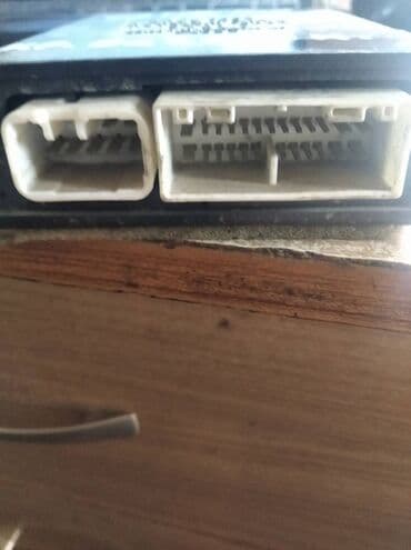 контроллеры raid adaptec: Toyota Sequoi ЭБУ стекла багажника Тойота Сюрф 185 электронный блок — 1