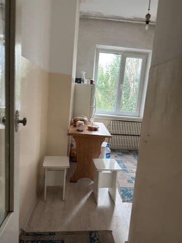 сдается квартира аламидин базар: 2 бөлмө, 50 кв. м, 105-серия, 5 кабат, Эски ремонт — 4