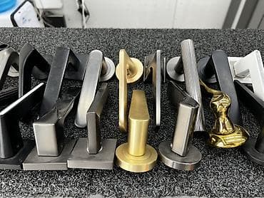 ручка двери: Дверная ручка, Для межкомнатных дверей, Металлические — 1