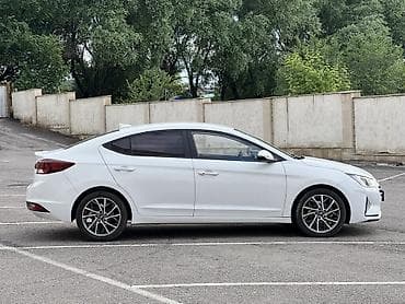 Продажа авто: Hyundai Avante: 2019 г., 1.6 л, Автомат, Бензин, Седан — 6
