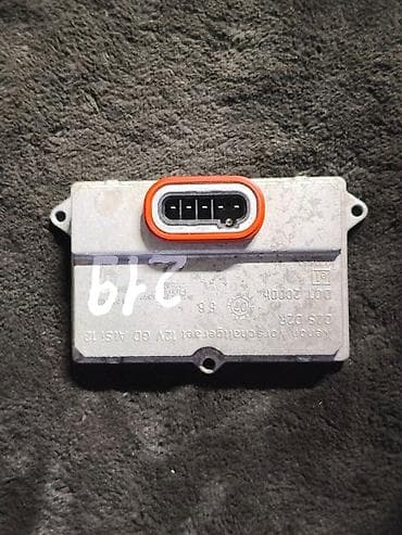 bcd com: Блок розжига ксеноновых фар Hella 5DV 008 290-00 на Mercedes-Benz W219 — 2