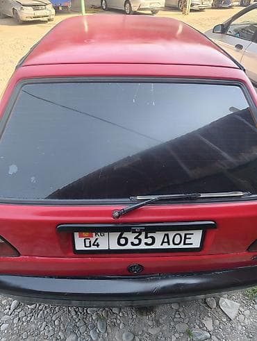 пасать б3: Volkswagen Golf: 1989 г., 1.6 л, Механика, Бензин, Хэтчбэк — 4
