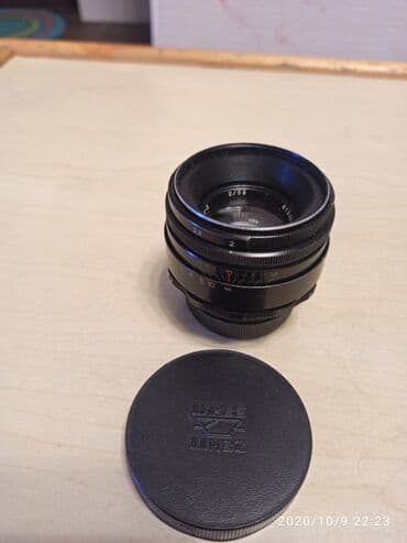 хочу купить фотоаппарат canon: 700d. Состояние нового. 3 объектива. sd карта на 32 Гб . Сумка — 14