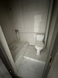 дом 1 комнат: 20 м², 1 комната, Утепленный, Забор, огорожен — 2