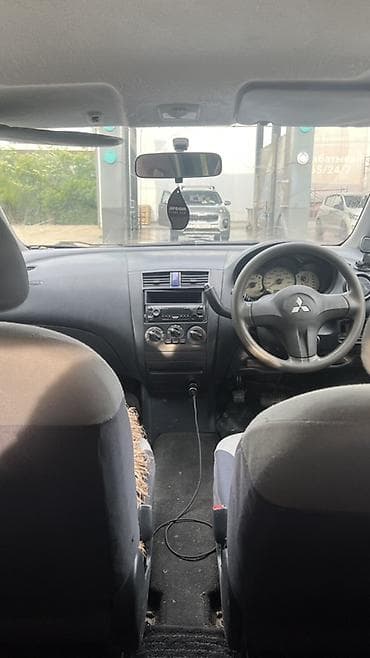 Продажа авто: Mitsubishi Colt: 2004 г., 1.3 л, Автомат, Бензин, Хэтчбэк — 5