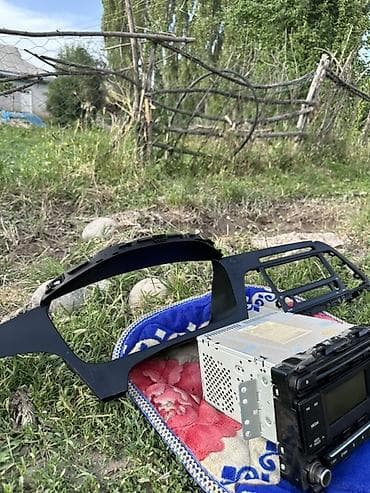 авто толщиномер: Штатная мультимедийная система для автомобиля с комплектом рамок — 2