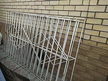 Откатные ворота: Продаю 3 металлические решетки и дверь. Толщина прутков 13мм. Размеры — 1