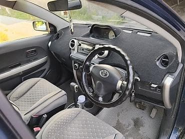 460: Toyota Ist: 2003 г., 1.5 л, Автомат, Бензин — 6