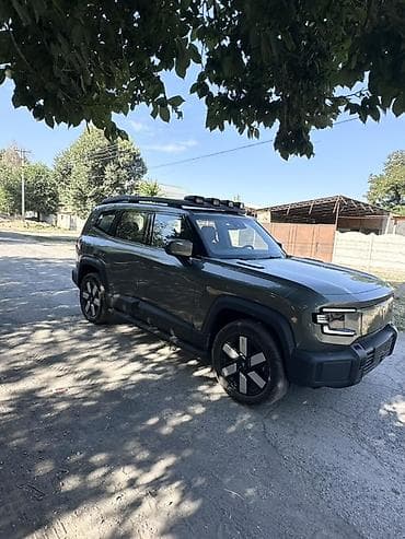 Changan : 2025 г., 1.5 л, Гибрид, Внедорожник — 4