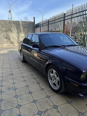 vin code: BMW 5 series: 1991 г., 3 л, Механика, Бензин, Седан — 3