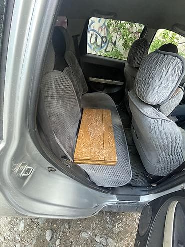 smart car: Toyota Ist: 2003 г., 1.5 л, Автомат, Бензин, Хэтчбэк — 8