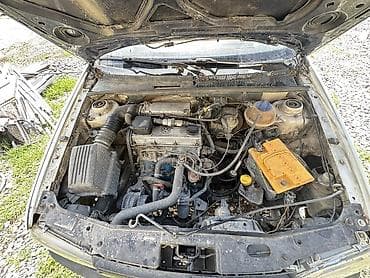 Продажа авто: Volkswagen Golf: 1993 г., 2 л, Механика, Бензин, Хэтчбэк — 6