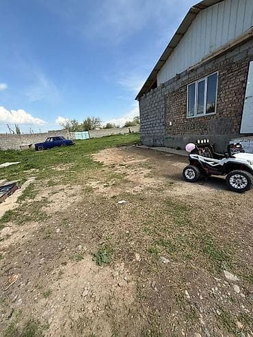 квартира ст ивановка: Продаётся жилой дом с прилегающим участком. Дополнительно: - — 8