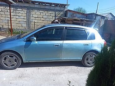 mazda 626 1990: Honda Civic: 2001 г., 1.5 л, Вариатор, Бензин, Хэтчбэк — 4