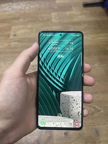 Samsung Galaxy A51, Б/у, 64 ГБ, 2 SIM