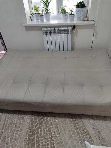 Офис эмереги: Түз диван, Колдонулган — 3