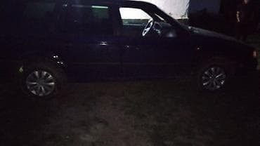 Транспорт: Volkswagen Passat Variant: 1991 г., 1.8 л, Кол менен иштөөчү, Бензин, Универсал — 4