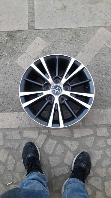 lx 470 блинчик: Литые Диски R 15 Toyota, Комплект — 1