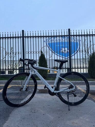 сколько стоит обычный велосипед: Шоссейный велосипед, Рама L (172 - 185 см), Новый — 1