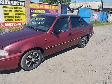 тико 2: Daewoo Nexia: 2007 г., 1.5 л, Кол менен иштөөчү, Бензин, Седан — 3