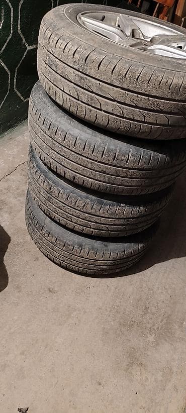 даф 95 2005: Колеса в сборе 195 / 65 / R 15, Лето, Б/у, Комплект, Легковые, Литые, отверстий - 5 — 1