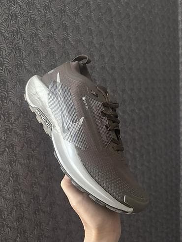 gore tex обувь: Мужские кроссовки, 42, 41, 41.5, Nike, Новый, цвет - Коричневый — 1