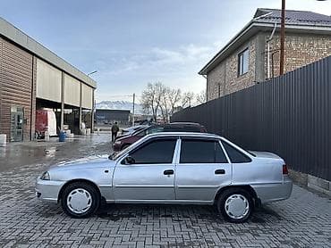 Daewoo Nexia: 2009 г., 1.6 л, Механика, Бензин, Седан — 5